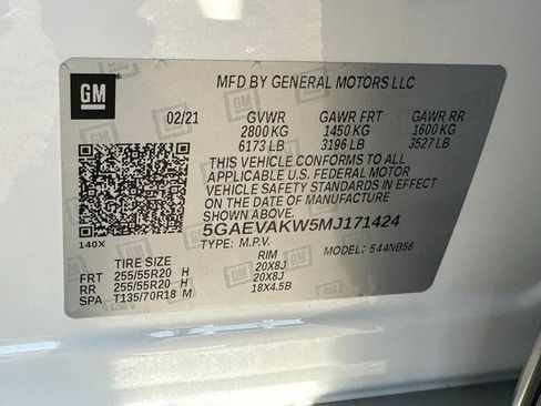 Used 2021 Buick Enclave Essence w/ Sound and Sites Package image 27