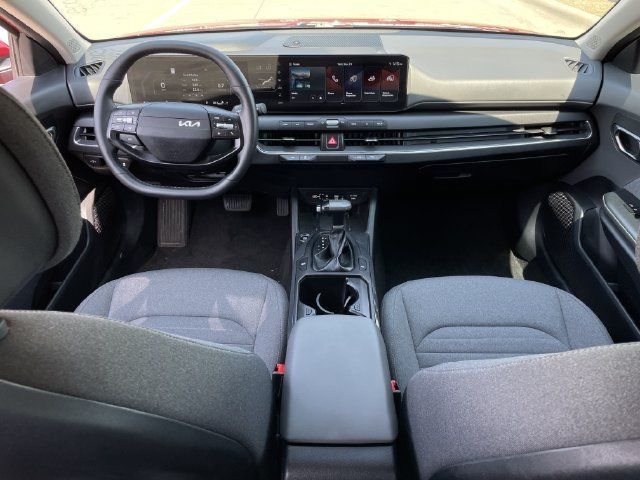 Used 2025 Kia K4 EX FWD image 9