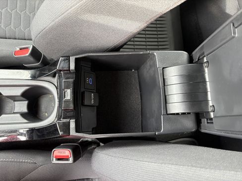 Used 2022 Toyota Corolla SE image 15