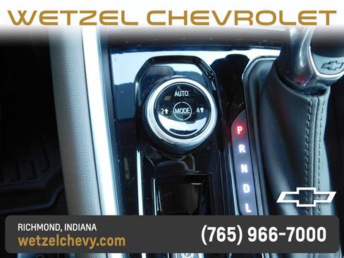 Used 2025 Chevrolet Colorado ZR2 w/ Technology Package AWD/4WD image 33