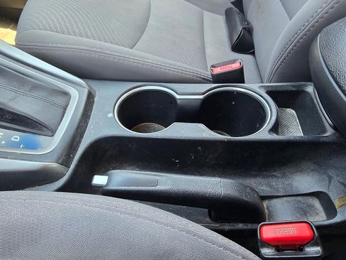 Used 2016 Hyundai Elantra SE image 21