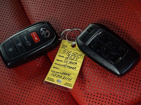 Used 2025 Toyota 4Runner TRD Pro image 25