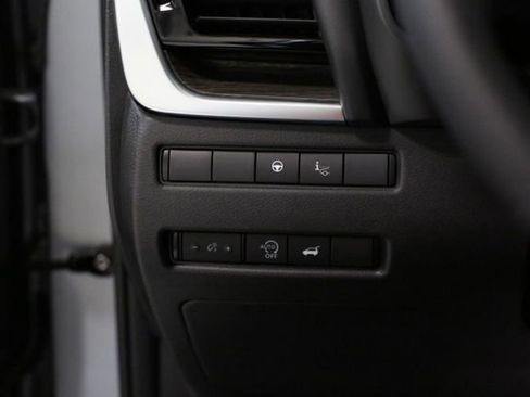 New 2026 Nissan Rogue Platinum w/ Platinum Premium Package image 10