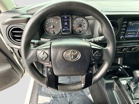 Used 2022 Toyota Tacoma SR AWD/4WD image 35