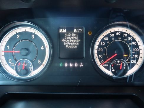 Used 2018 RAM 2500 Tradesman w/ Chrome Appearance Group AWD/4WD image 33