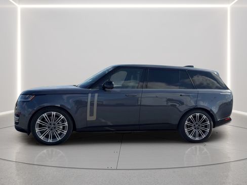 Used 2024 Land Rover Range Rover Long Wheelbase SE AWD/4WD image 8