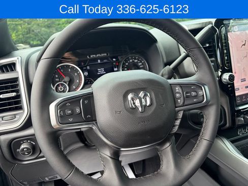 New 2026 RAM 3500 Big Horn AWD/4WD image 17