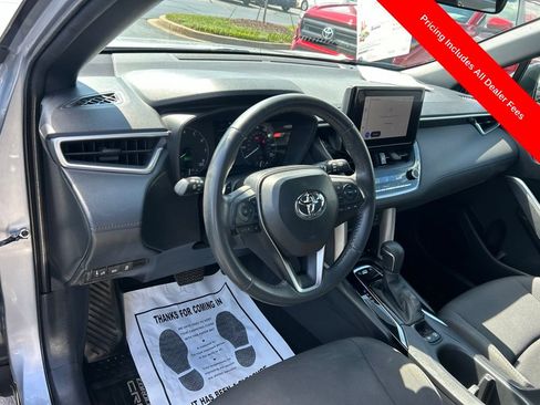 Used 2024 Toyota Corolla Cross AWD Hybrid w/ Moonroof Package image 3