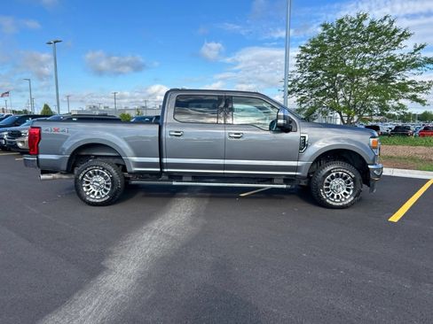Certified 2022 Ford F250 Lariat w/ Chrome Package AWD/4WD image 6
