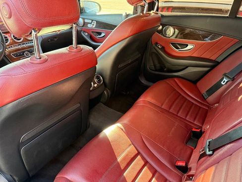 Used 2015 Mercedes-Benz C 300 Sedan image 6