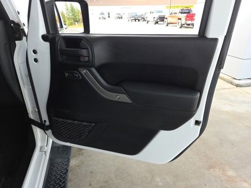 Used 2013 Jeep Wrangler Sport image 29