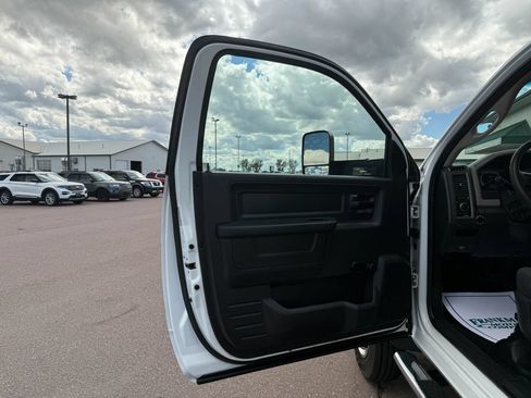 Used 2012 RAM 5500 2WD Regular Cab w/ Ambulance Prep Group image 43