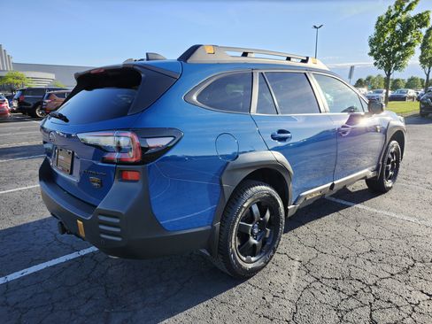 Used 2022 Subaru Outback Wilderness w/ Wilderness Package AWD/4WD image 12