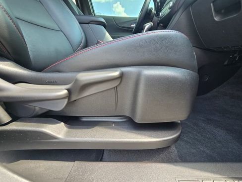 Used 2024 Chevrolet Equinox RS w/ RS Leather Package FWD image 19