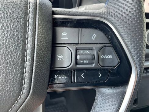 Certified 2025 Toyota Tundra Platinum w/ TRD Performance Package (TMS) AWD/4WD image 13