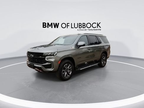 Used 2023 Chevrolet Tahoe Z71 w/ Luxury Package AWD/4WD image 3