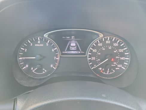 Used 2019 Nissan Pathfinder SL image 27