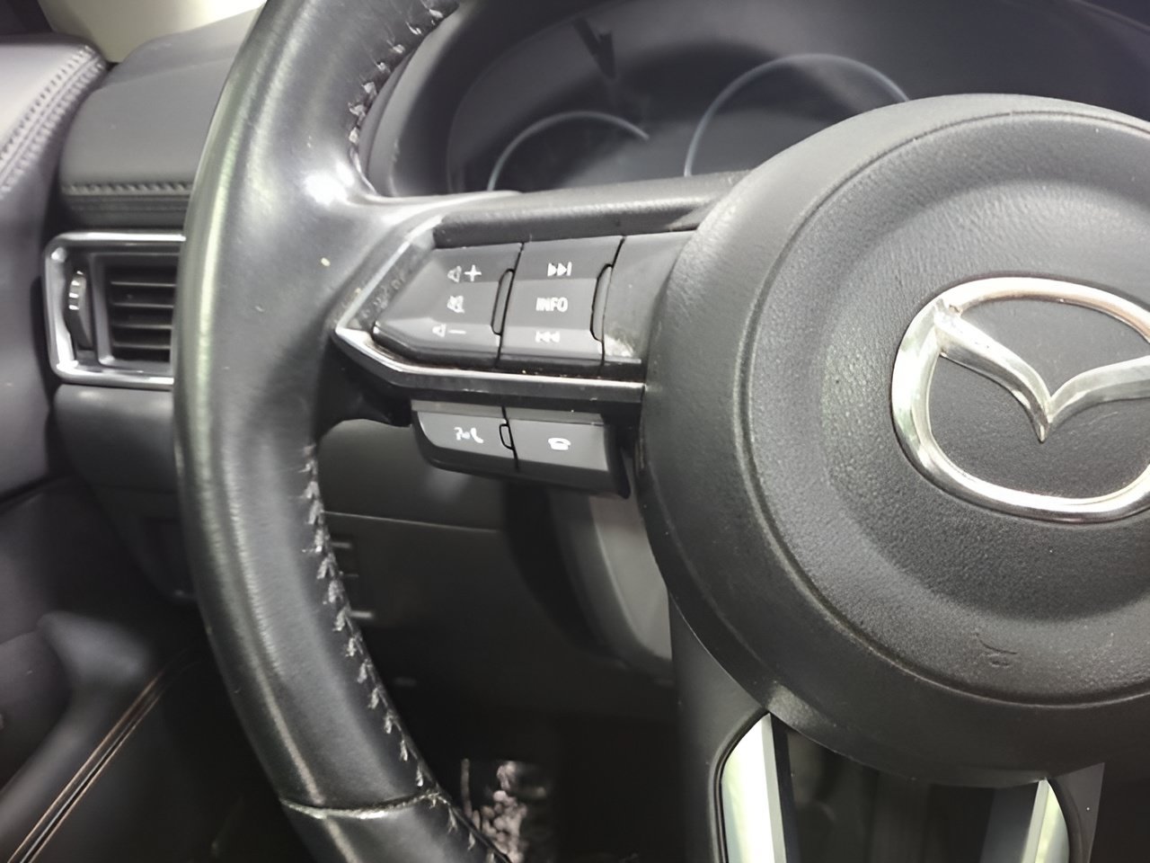Used 2023 MAZDA CX-5 AWD 2.5 S w/ Premium Package image 27