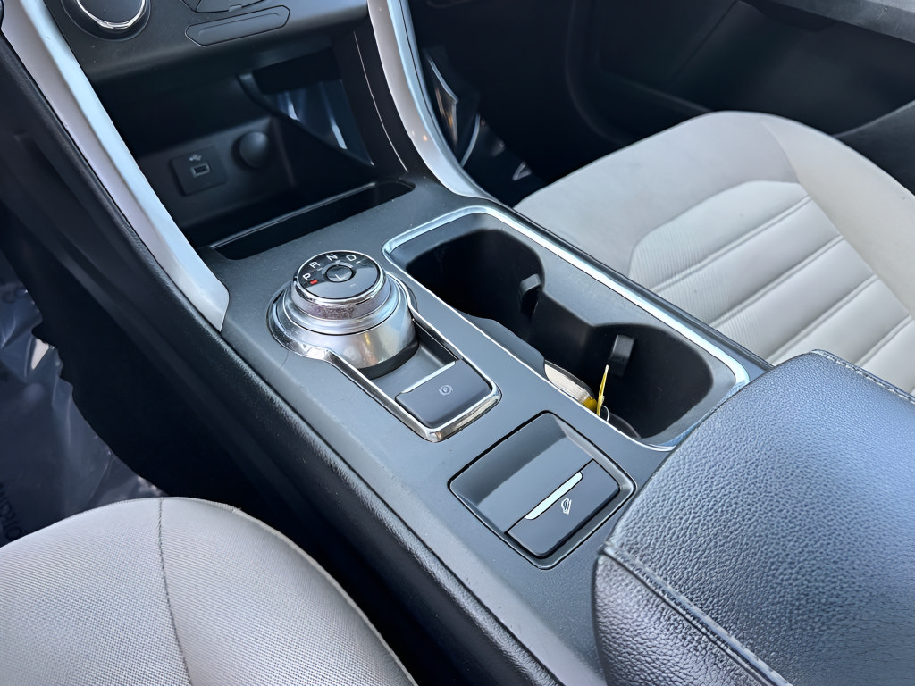 Used 2017 Ford Fusion S FWD image 21