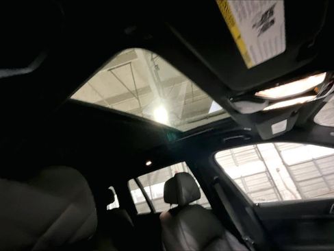 Used 2026 BMW X7 xDrive40i image 14