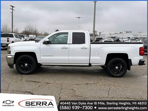 Used 2018 Chevrolet Silverado 1500 LT w/ All Star Edition image 2