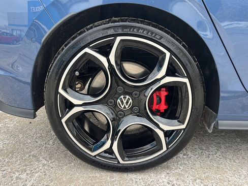 Used 2025 Volkswagen GTI Autobahn image 40