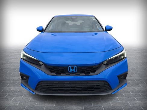 Used 2024 Honda Civic Sport Touring image 2