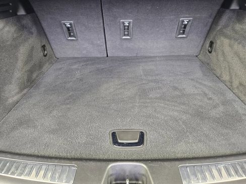 Used 2024 Cadillac XT4 Sport FWD image 35