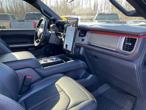 Certified 2024 Ford Expedition Timberline image 11