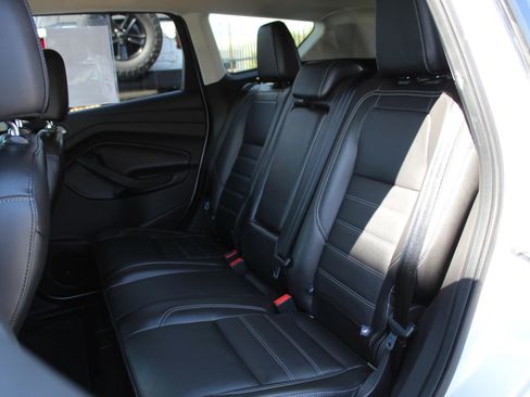 Used 2017 Ford Escape Titanium FWD image 22