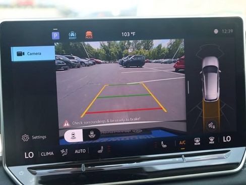 New 2026 Volkswagen Tiguan SE AWD/4WD image 14