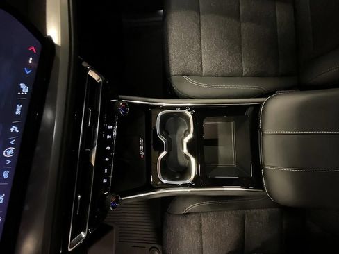 New 2026 Chevrolet Traverse LT w/ LPO, Floor Liner Package AWD/4WD image 7