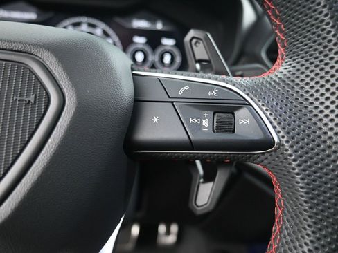 Used 2024 Lamborghini Urus S image 19