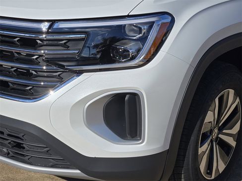 New 2026 Volkswagen Atlas SE image 6