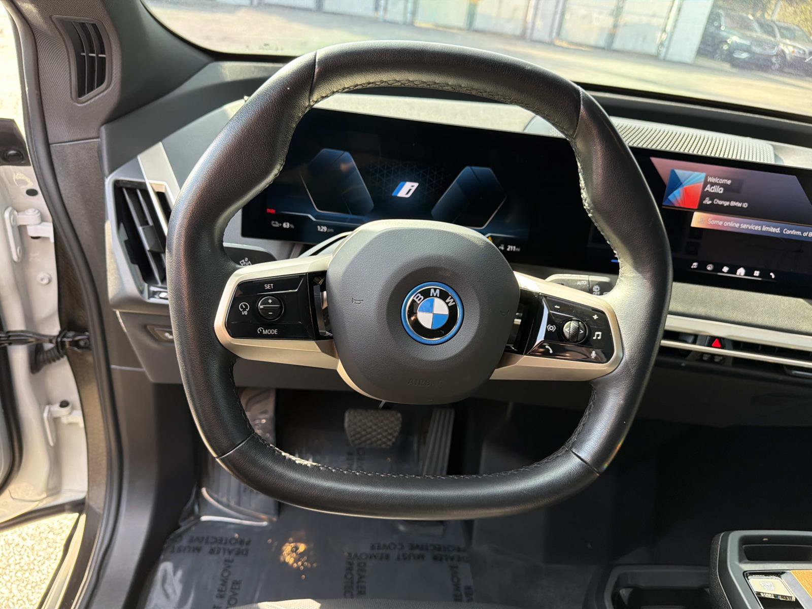 Certified 2024 BMW iX xDrive50 w/ Premium Package AWD/4WD image 18