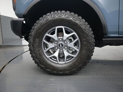 Certified 2025 Ford Bronco Badlands AWD/4WD image 25
