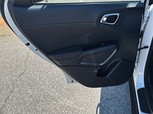 New 2025 Kia Soul EX image 22