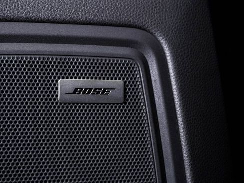 Certified 2025 Porsche Macan image 27