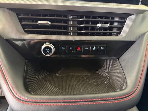 Certified 2025 Ford Explorer ST-Line AWD/4WD image 25