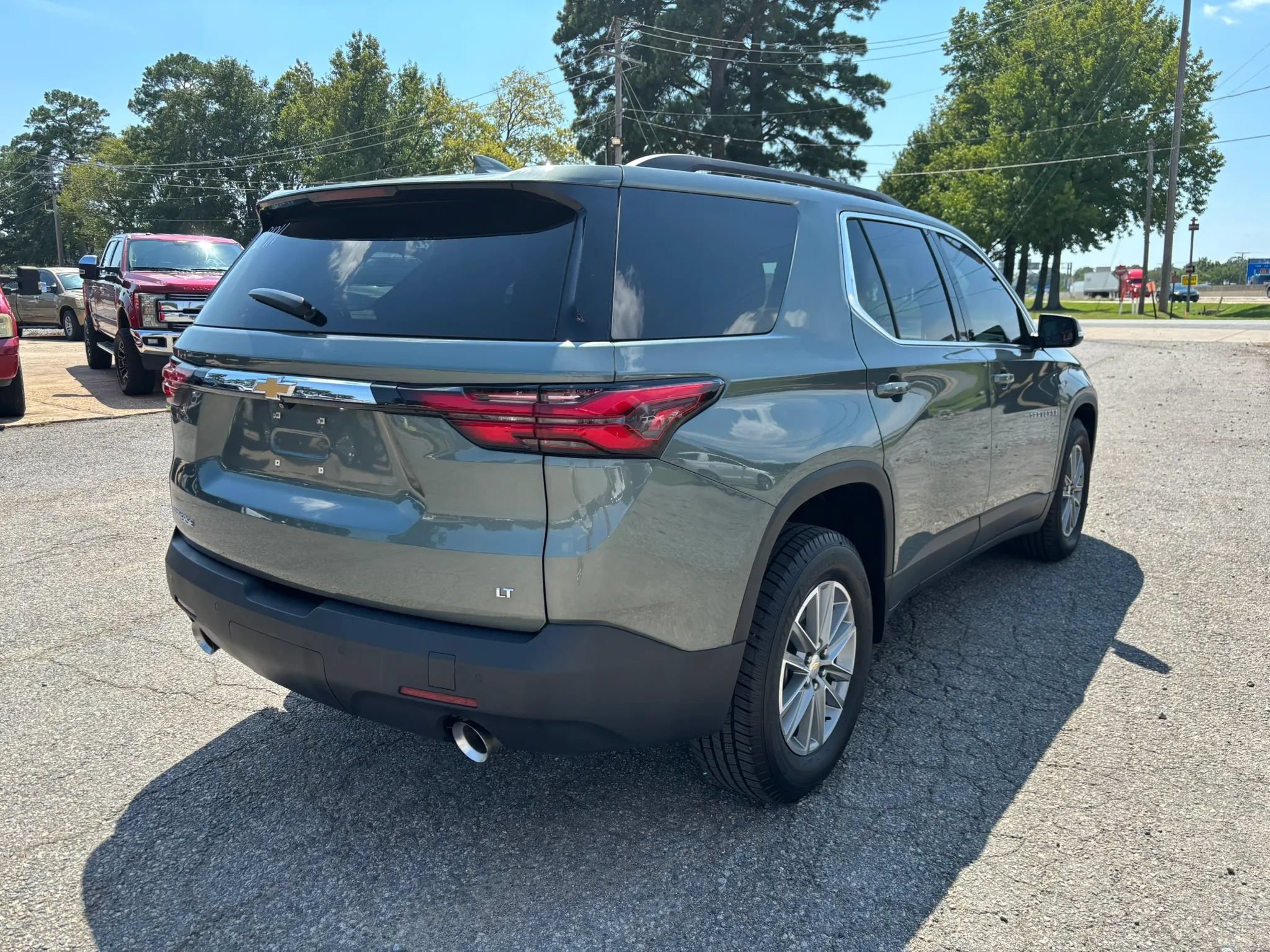 Used 2022 Chevrolet Traverse LT FWD image 5