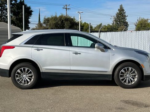 Used 2017 Cadillac XT5 Luxury AWD/4WD image 6