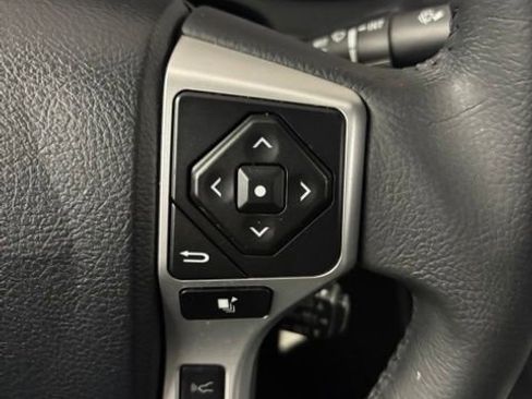 Used 2018 Toyota Tundra Limited w/ Limited Premium Package AWD/4WD image 18