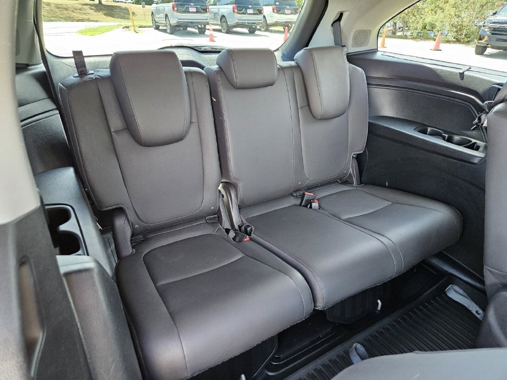 Used 2018 Honda Odyssey Elite image 17