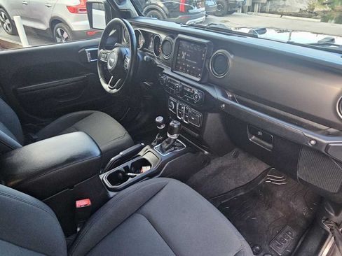 Used 2021 Jeep Gladiator Sport AWD/4WD image 33