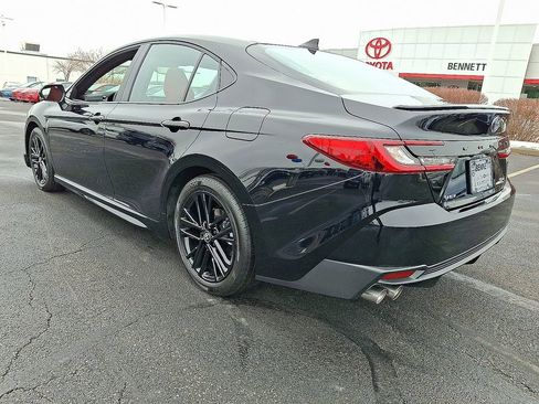 New 2026 Toyota Camry SE w/ Convenience Package FWD image 5