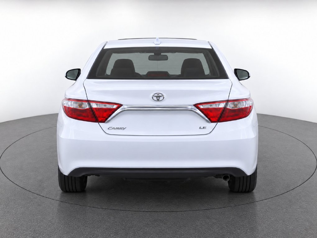 Used 2017 Toyota Camry LE w/ Moonroof Package FWD image 10