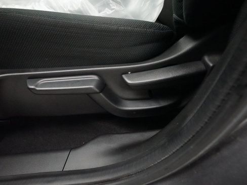 Used 2016 Honda Fit EX image 29