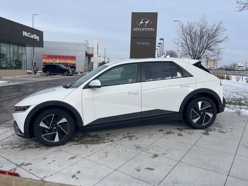 New 2026 Hyundai Ioniq 5 SEL image 2