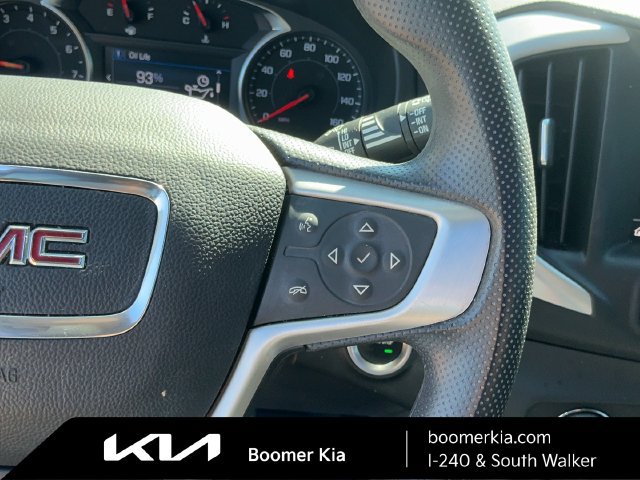Used 2023 GMC Terrain SLE w/ Driver Convenience Package FWD image 19