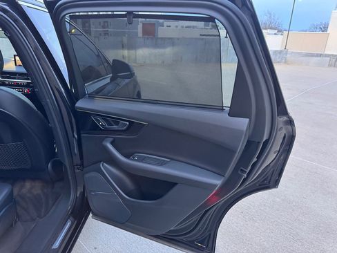 Used 2017 Audi Q7 3.0T Premium Plus image 32